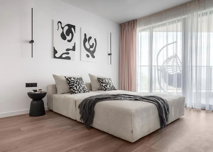 Stylish 1br With Balcony & Parking I Skyline By Flat Mаnаger 아파트 *