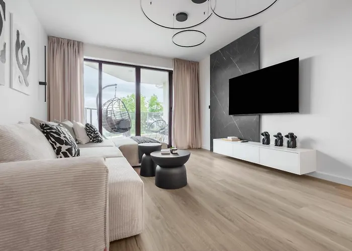 Stylish 1br With Balcony & Parking I Skyline By Flat Mаnаger 아파트 *
