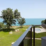 Апартаменты Stylish 1br With Balcony&parking I Skyline By Flat Mаnаger