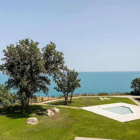 Stylish 1br With Sea View - Pool, & Parking I Skyline By Flat Mаnаger 아파트 *