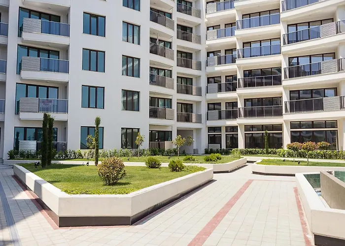 Stylish 1br With Balcony & Parking I Skyline By Flat Mаnаger Apartman